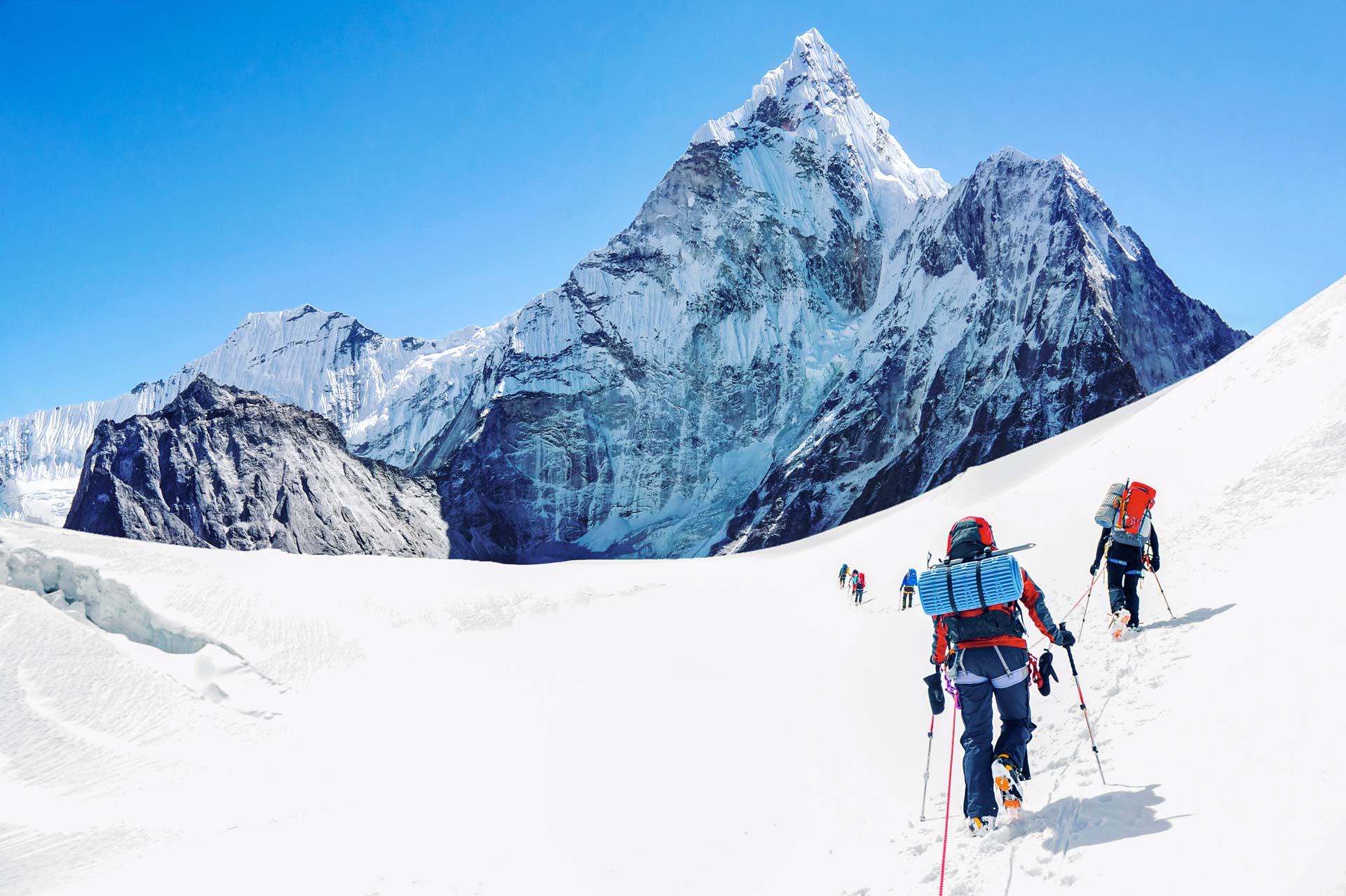 Record-Breaking Climbing Season Expected in the Himalayas 